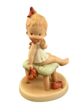 ENESCO➕1990 Memories of Yesterday “Sitting Pretty”